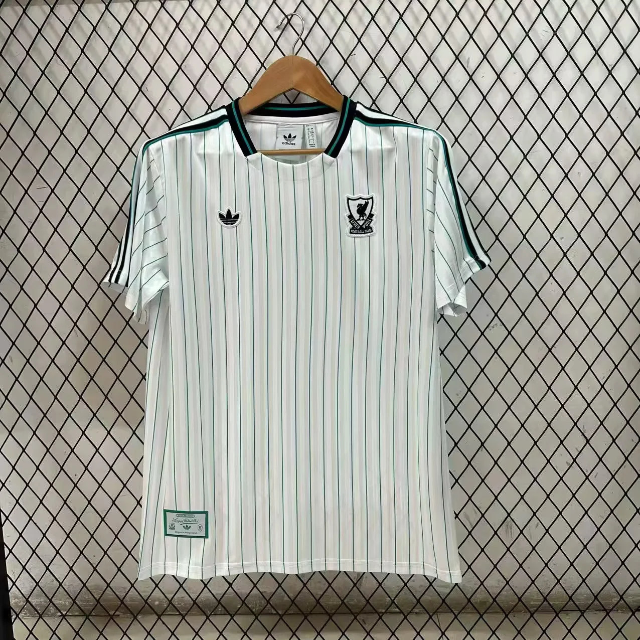 AAA Quality Liverpool 25/26 Special Retro Version White Jersey
